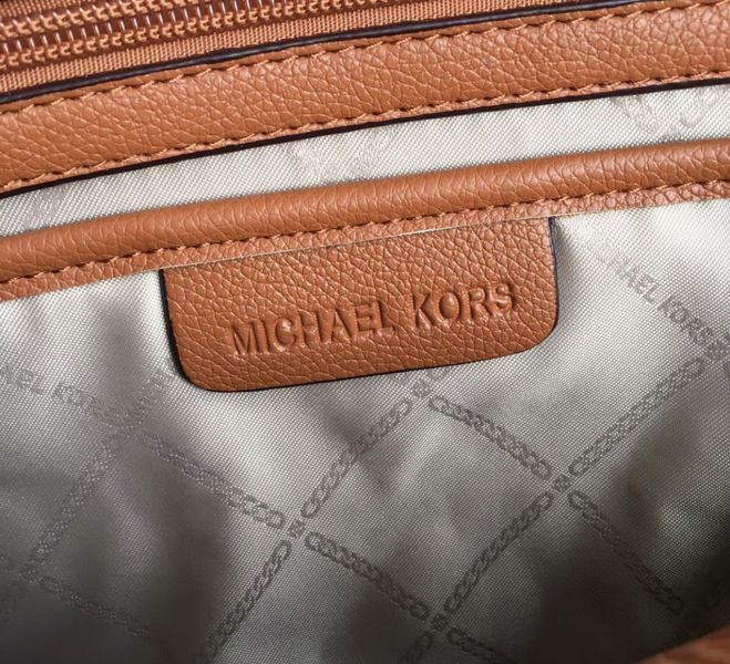 Жіночий шкіряний брендовий рюкзак Michael Kors Rhea Zip G Brown Lux 2527203634 фото