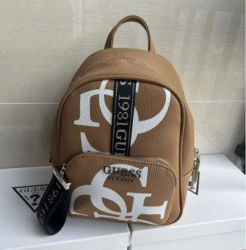 Жіночий невеликий рюкзак Guess коричневий 2315017967 фото