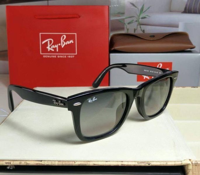 Чоловічі сонцезахисні окуляри RAY BAN Wayfarer 2140 (901/32) Lux 2527210227 фото