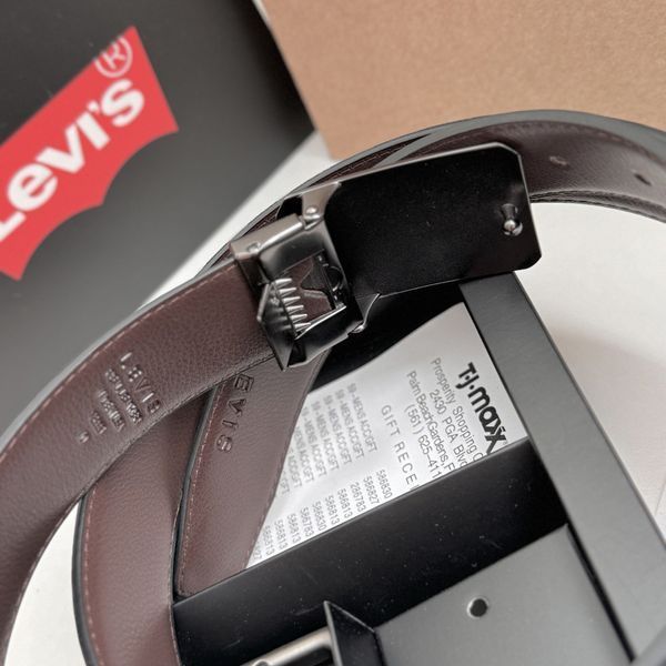 Чоловічий шкіряний ремінь із двома пряжками Levis (516), подарунковий набір, брендовый ремінь, двосторонній ремінь, шкіряний ремін 516 фото