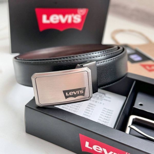 Чоловічий шкіряний ремінь із двома пряжками Levis (516), подарунковий набір, брендовый ремінь, двосторонній ремінь, шкіряний ремін 516 фото