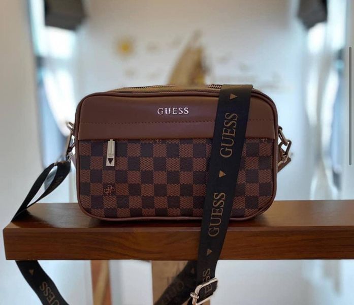 Мужская удобная сумка на плечо Guess (7514) коричневая 2671133238 фото