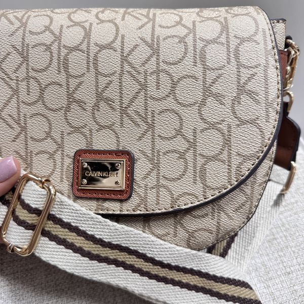 Небольшая женская сумочка на плечо Ck K6071 beige 2527203743 фото