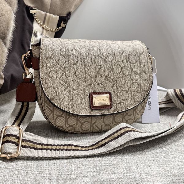 Небольшая женская сумочка на плечо Ck K6071 beige 2527203743 фото